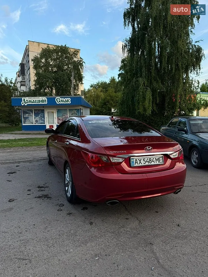 2010 Hyundai Sonata - мініатюра 17