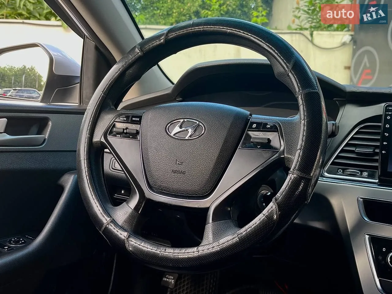 2015 Hyundai Sonata - мініатюра 18
