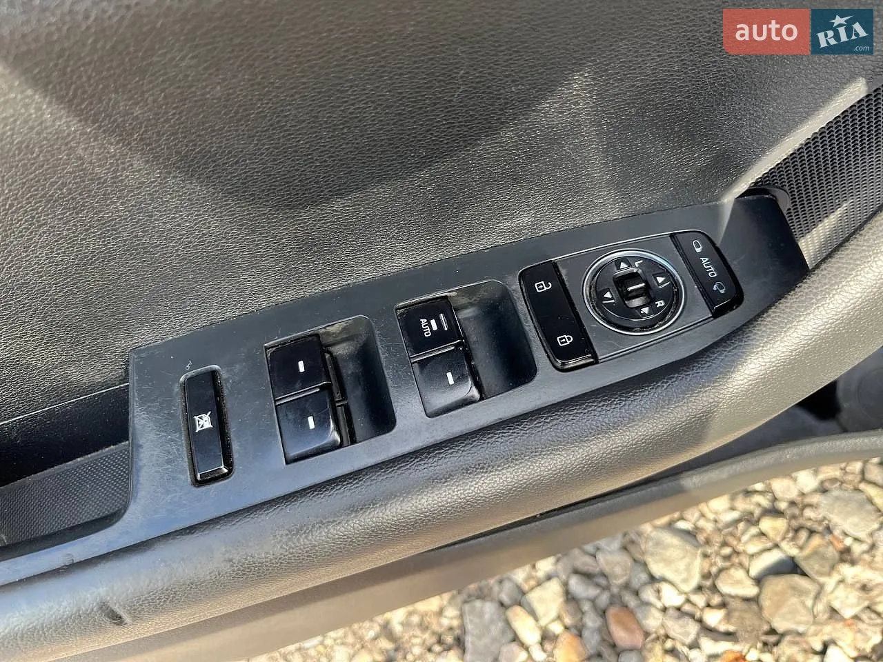 2015 Hyundai Sonata - мініатюра 28