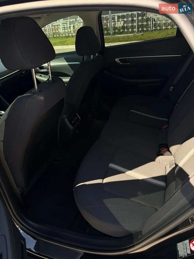 2020 Hyundai Sonata - мініатюра 13