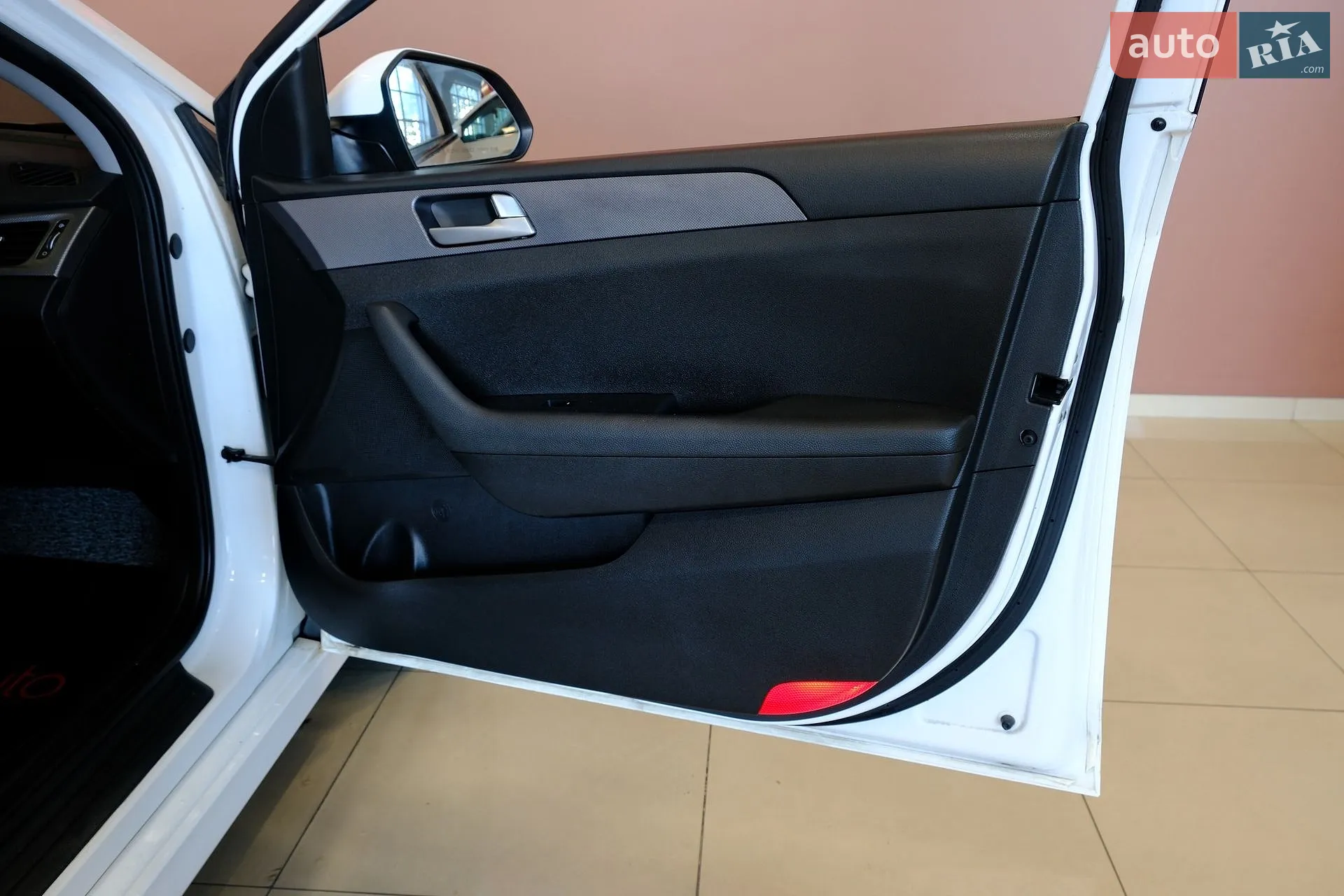 2017 Hyundai Sonata - мініатюра 36