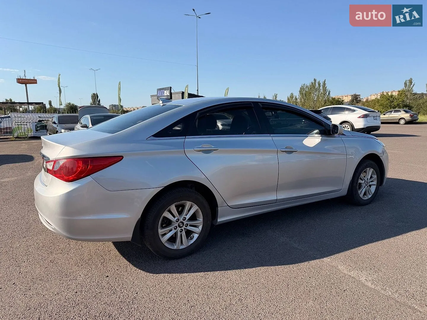 2013 Hyundai Sonata - мініатюра 27