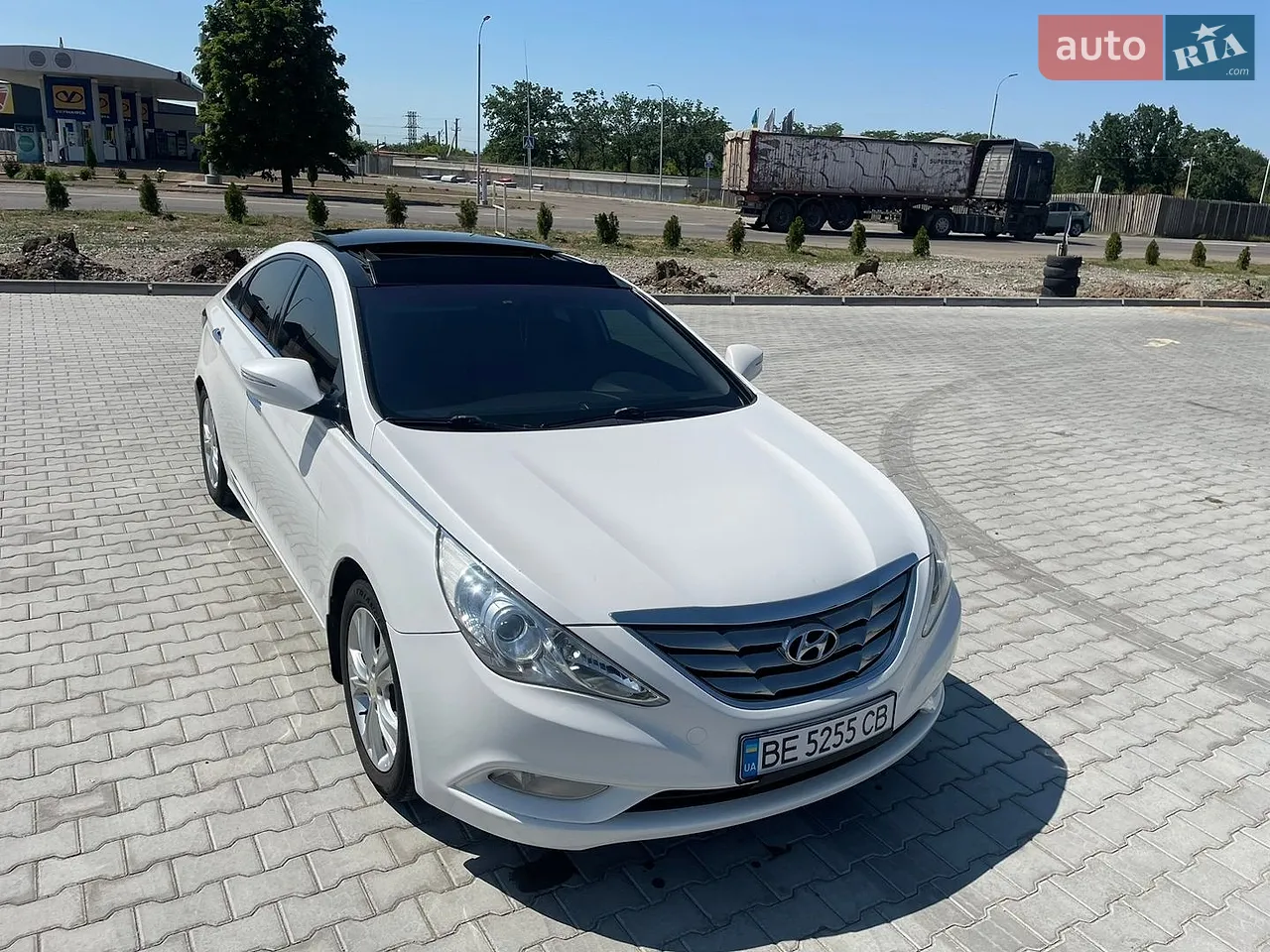 2010 Hyundai Sonata - мініатюра 14