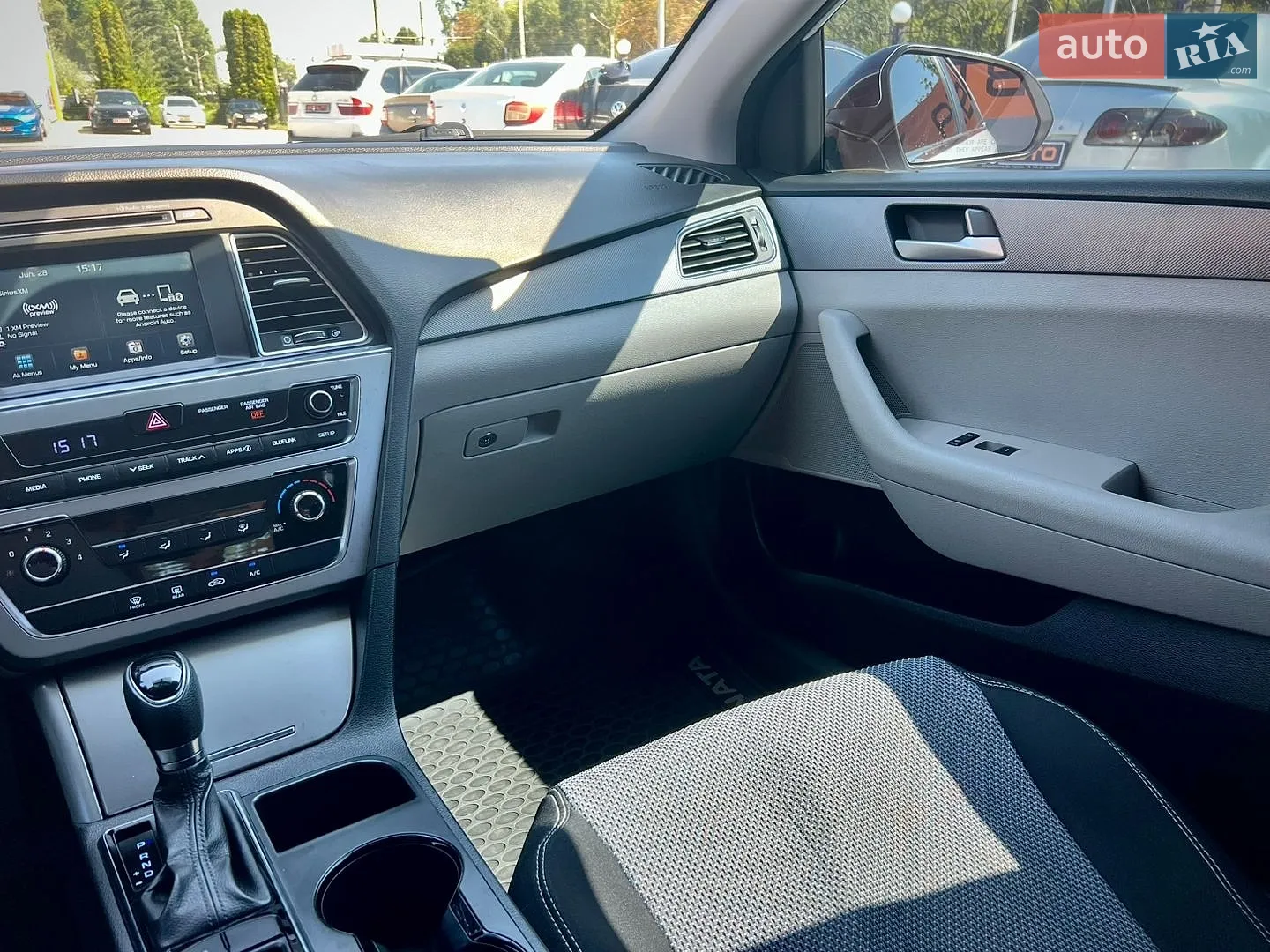 2015 Hyundai Sonata - мініатюра 16