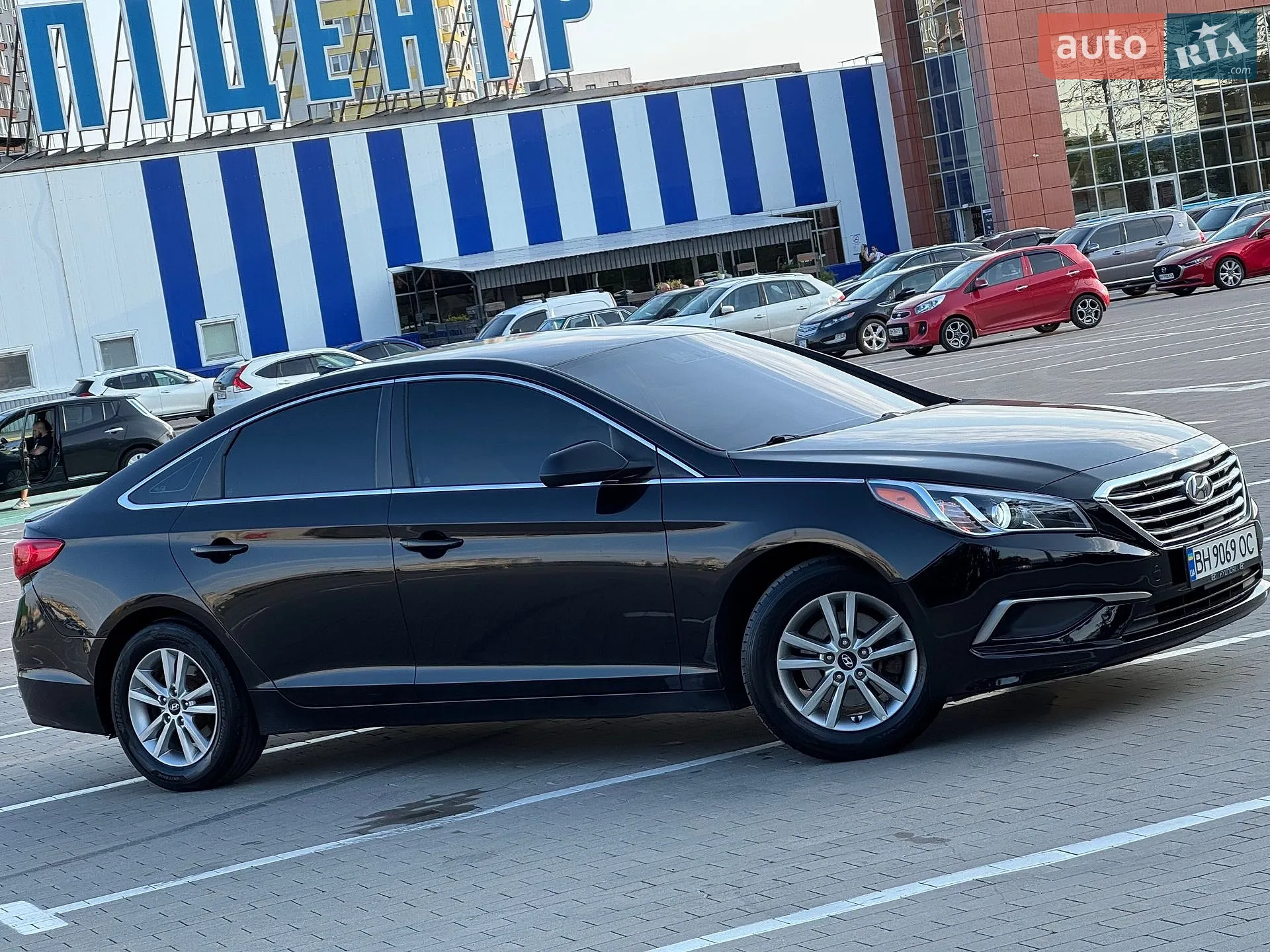 2016 Hyundai Sonata - мініатюра 17