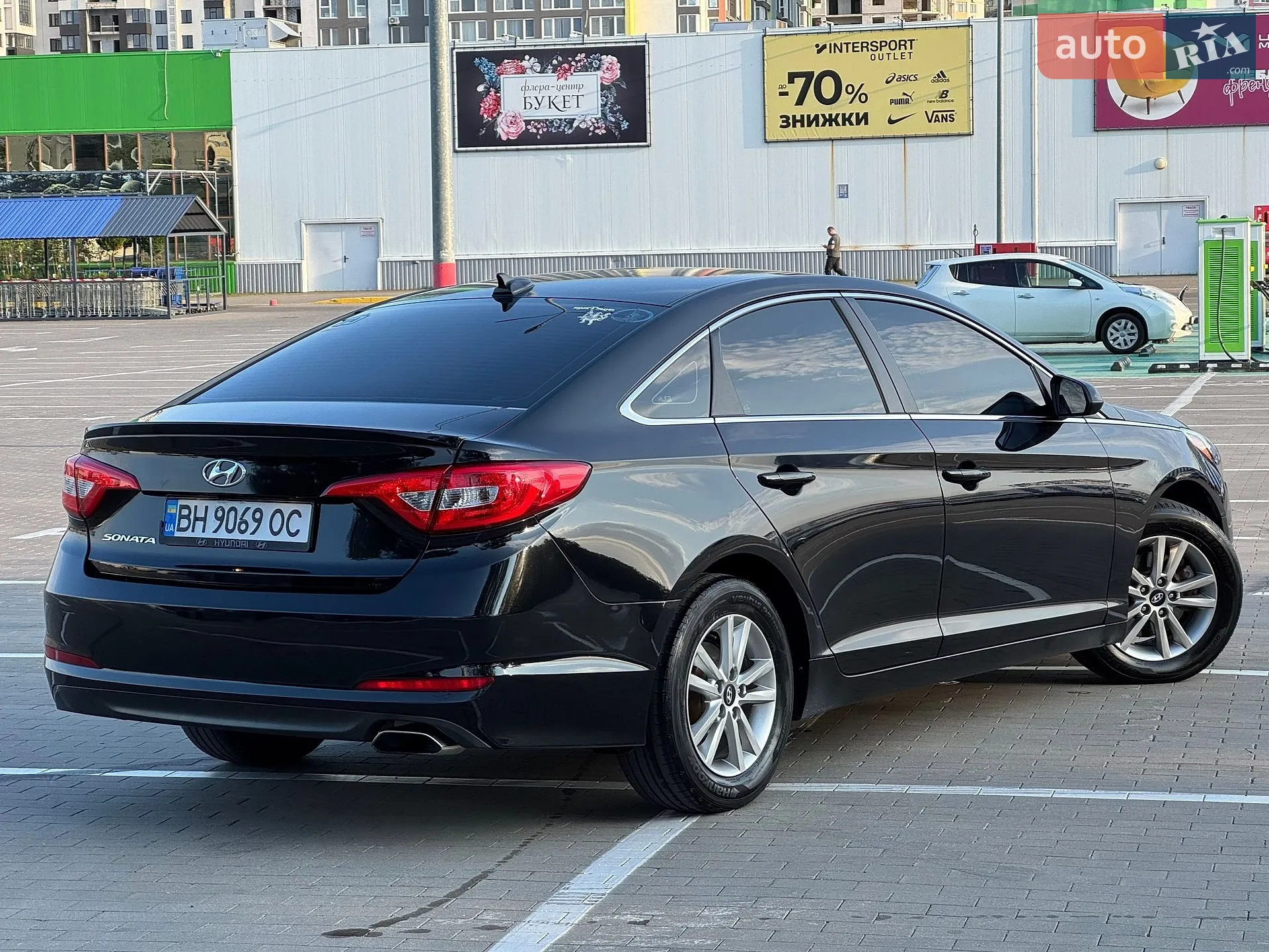 2016 Hyundai Sonata - мініатюра 18