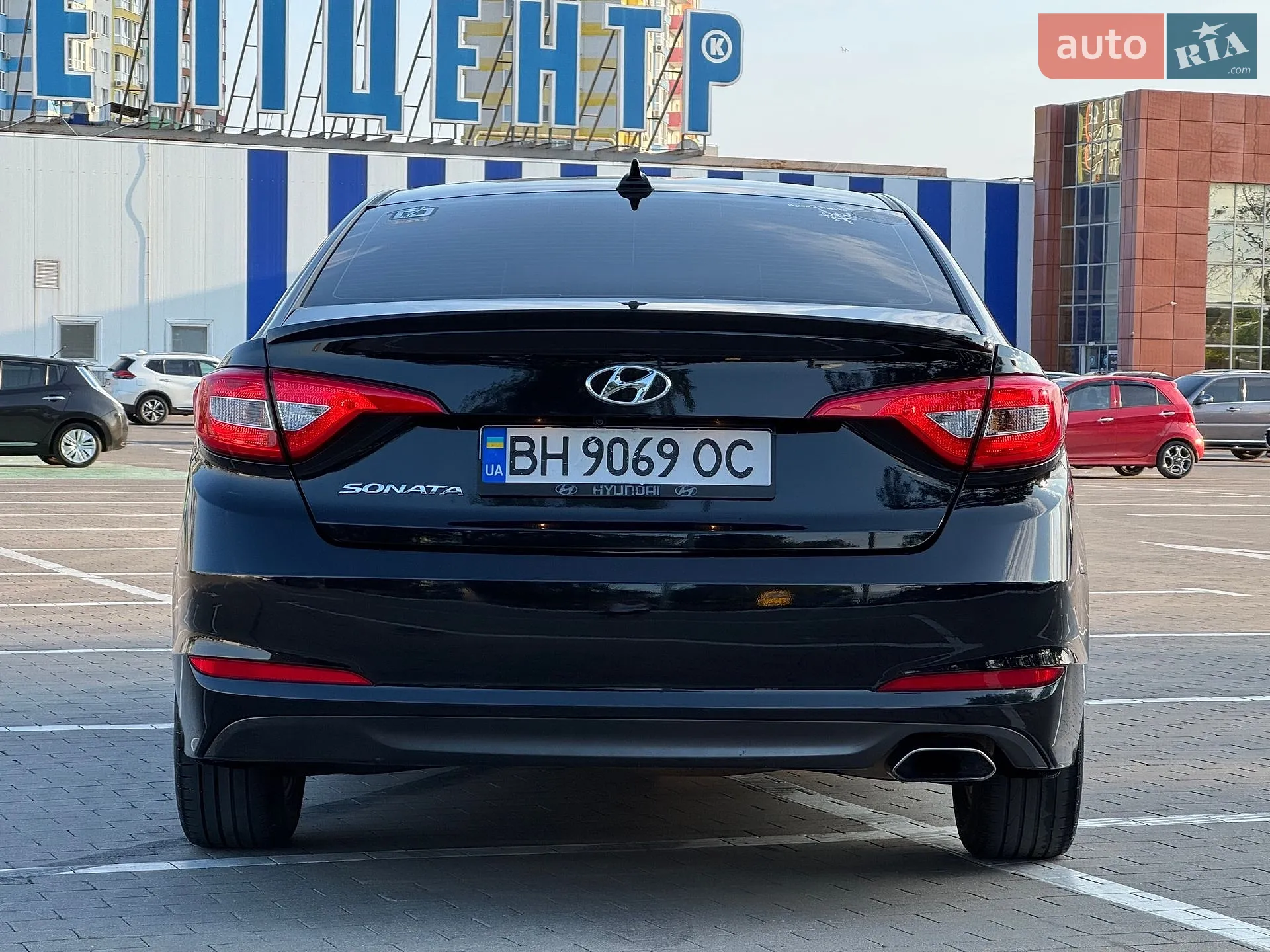 2016 Hyundai Sonata - мініатюра 26