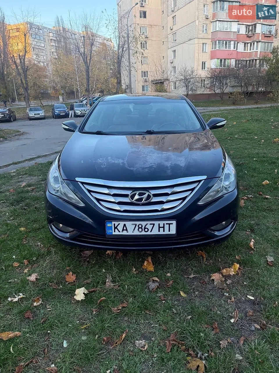 2010 Hyundai Sonata - мініатюра 6