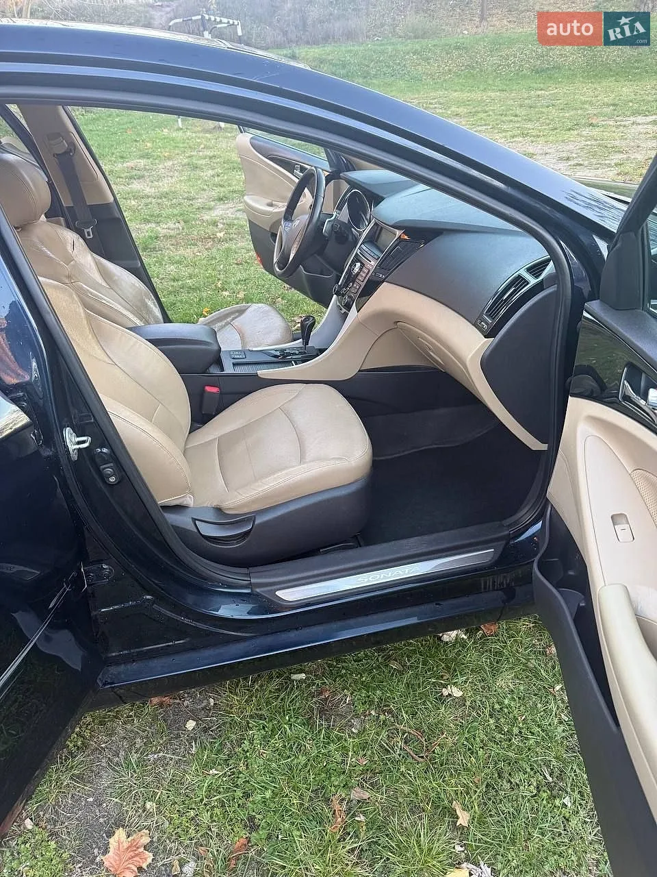 2010 Hyundai Sonata - мініатюра 23
