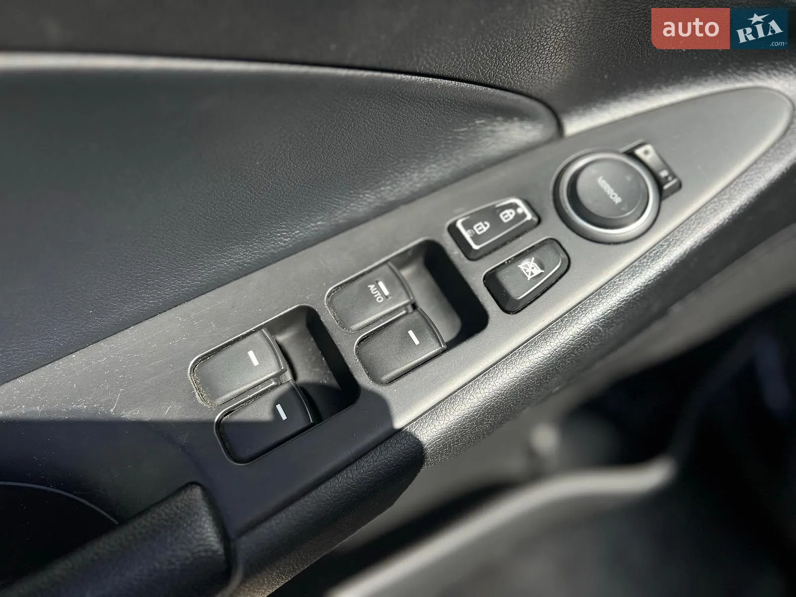 2012 Hyundai Sonata - мініатюра 10