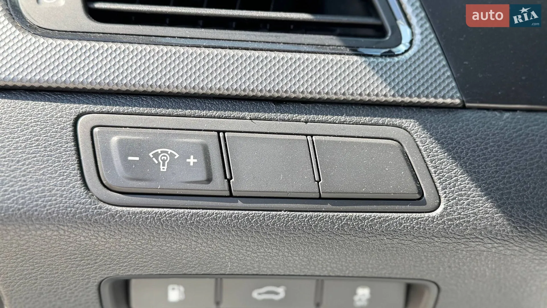 2015 Hyundai Sonata - мініатюра 34