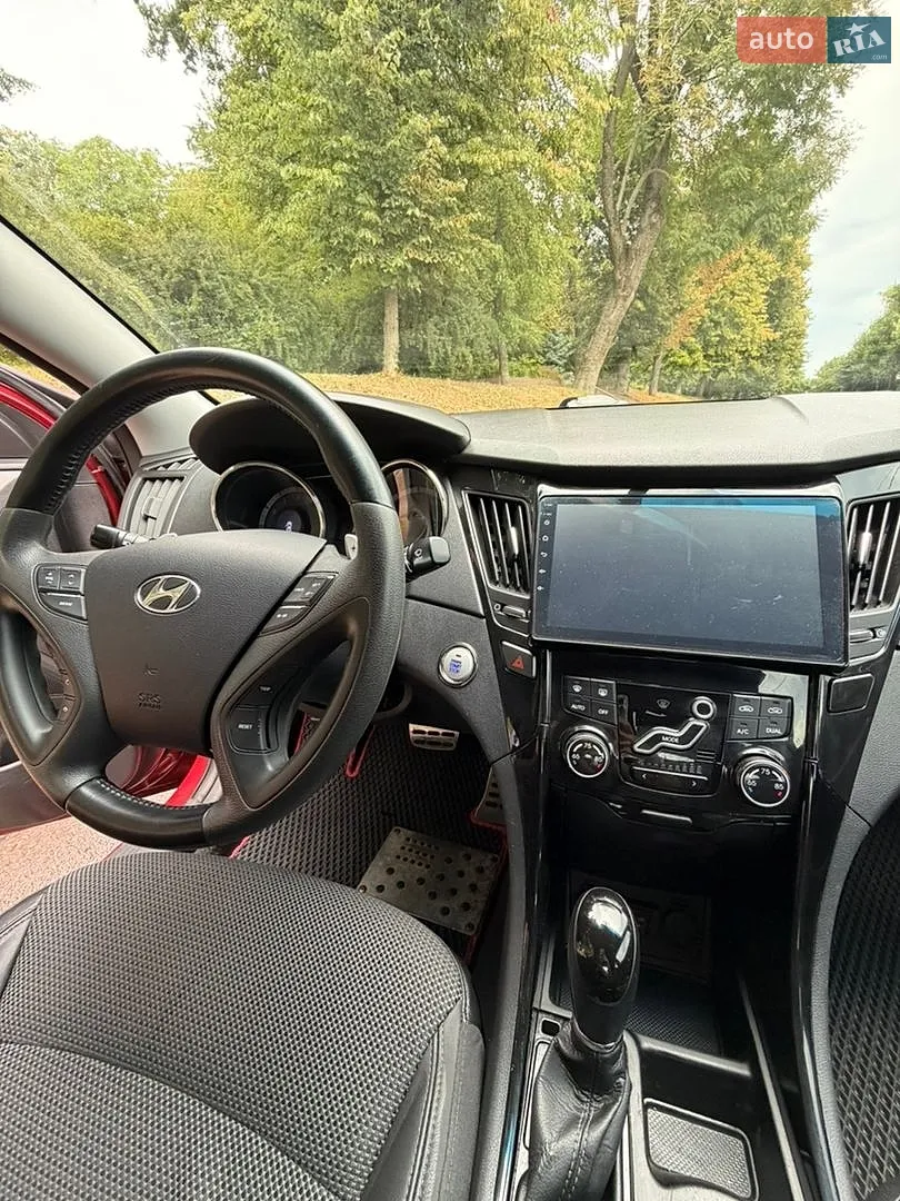 2013 Hyundai Sonata - мініатюра 18