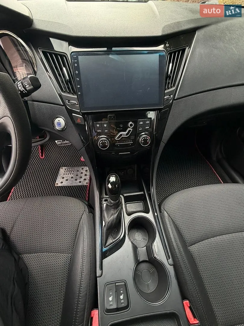 2013 Hyundai Sonata - мініатюра 17