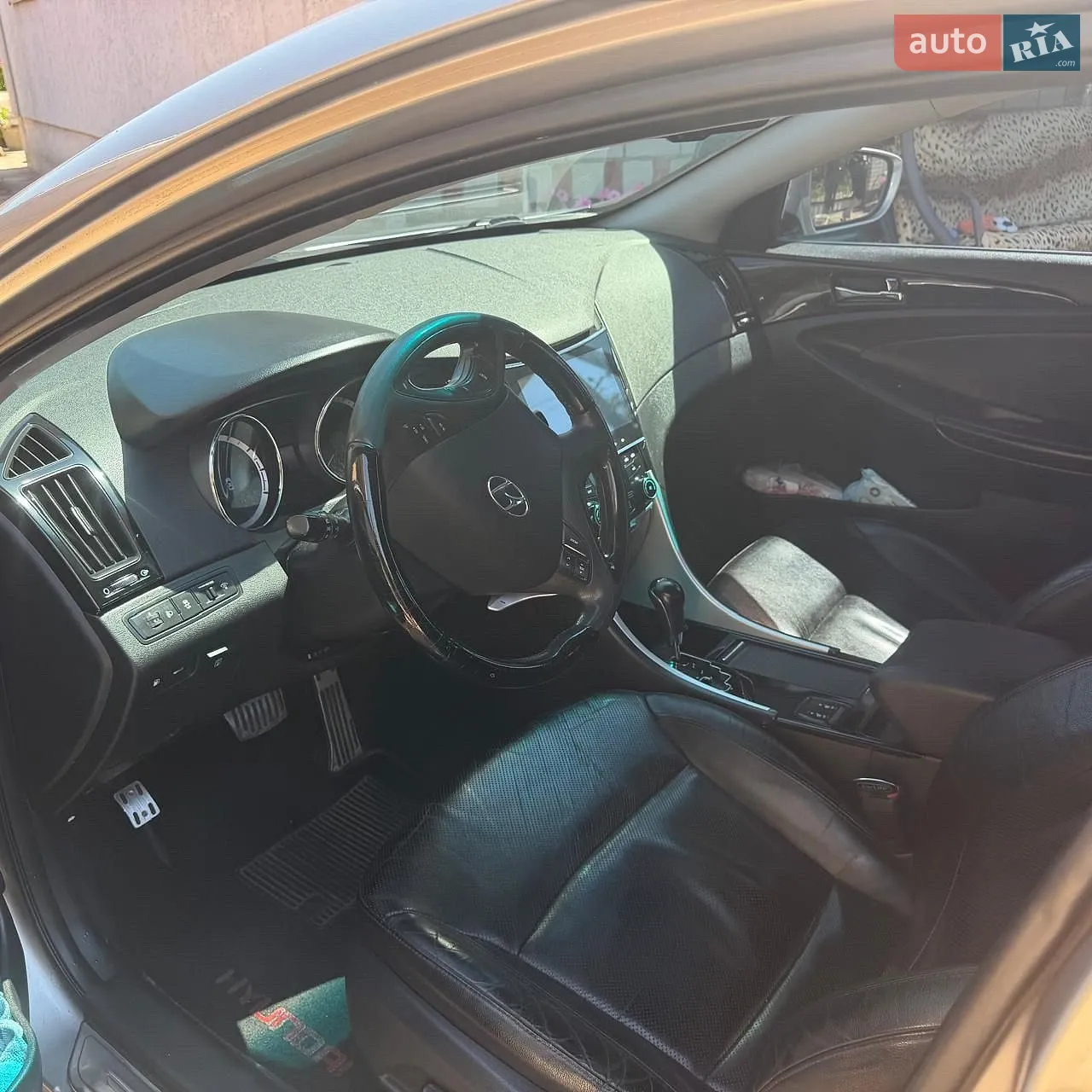 2010 Hyundai Sonata - мініатюра 28