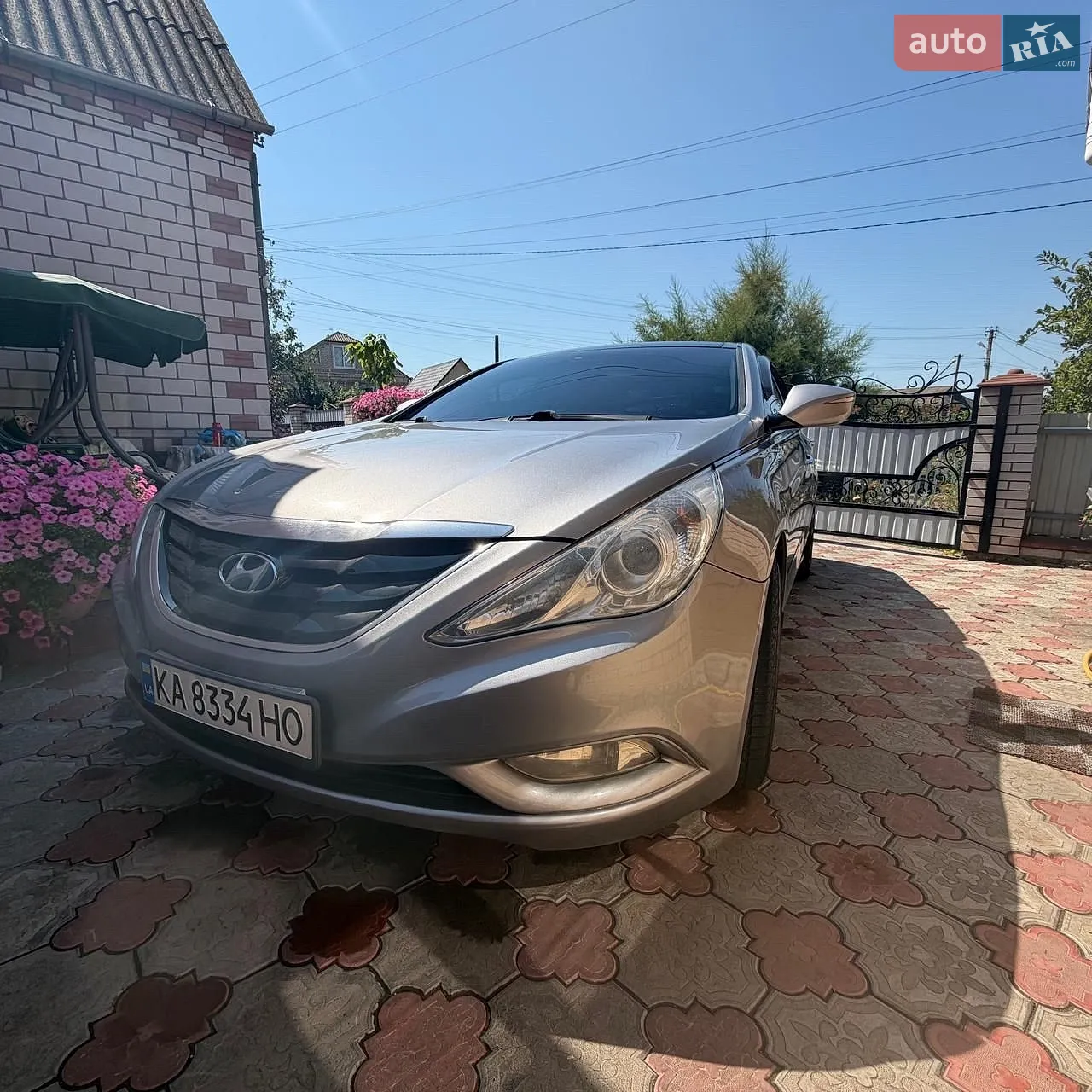 2010 Hyundai Sonata - мініатюра 11