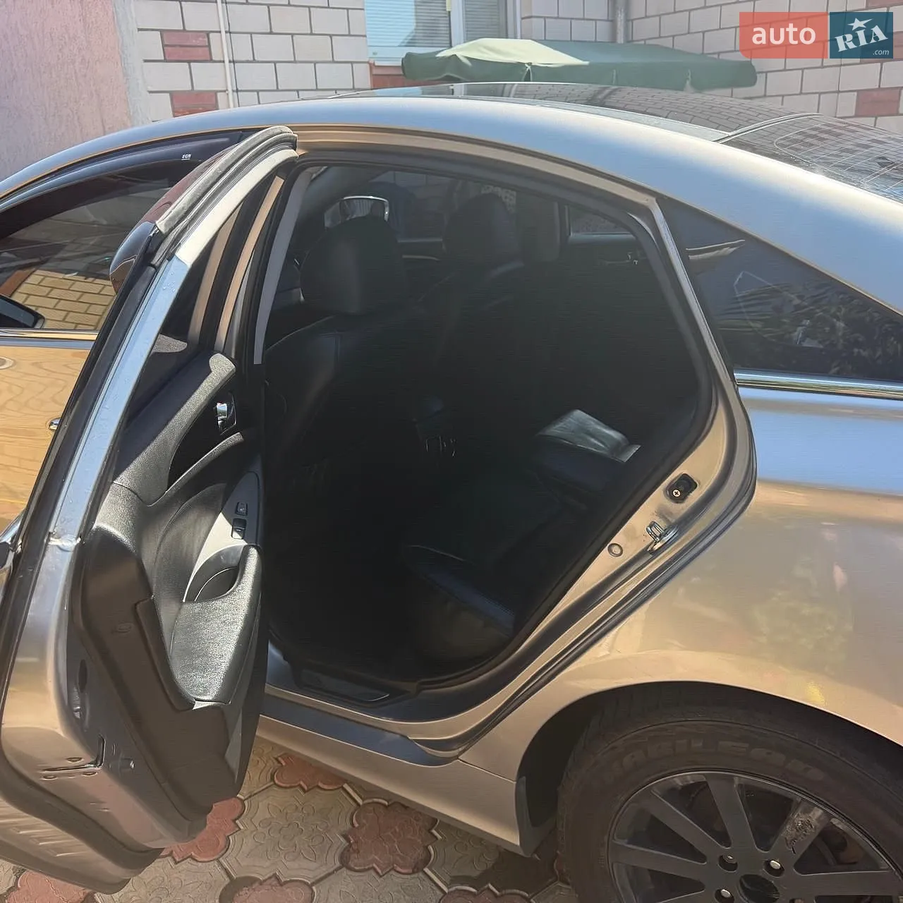 2010 Hyundai Sonata - мініатюра 29