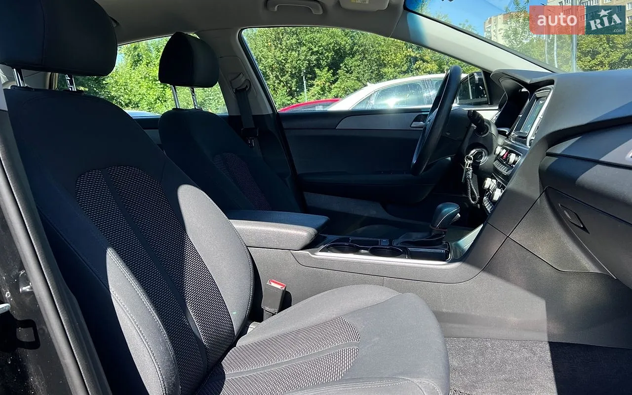 2018 Hyundai Sonata - мініатюра 21
