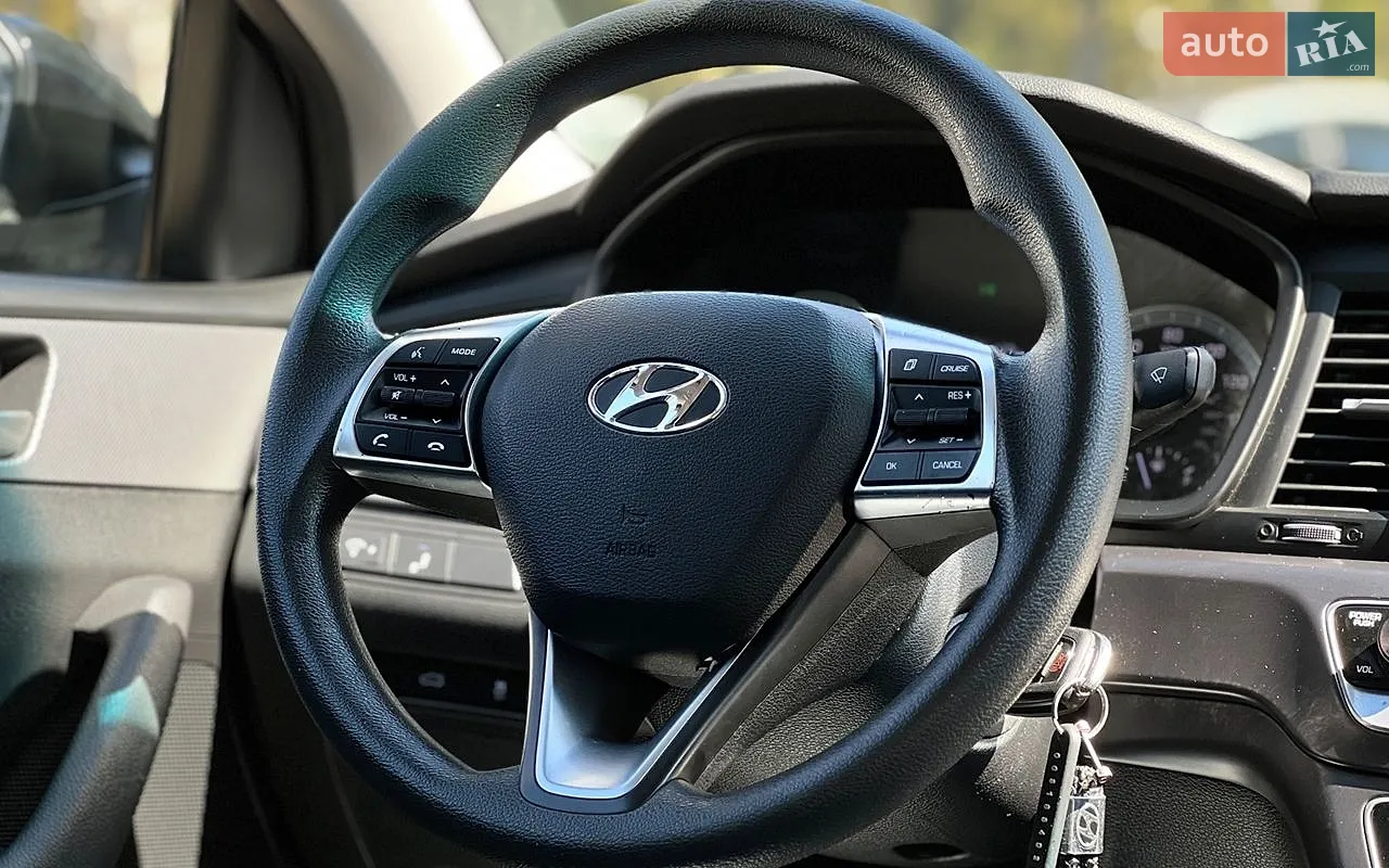 2018 Hyundai Sonata - мініатюра 23