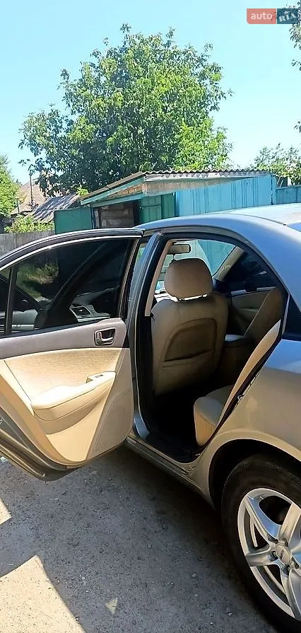 2010 Hyundai Sonata - мініатюра 7