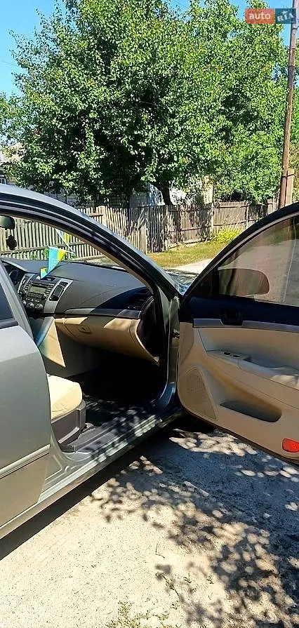 2010 Hyundai Sonata - мініатюра 9