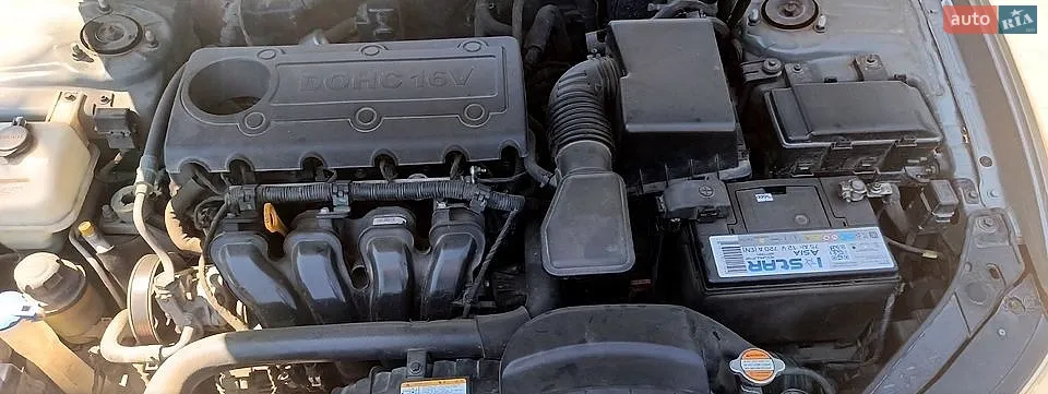2010 Hyundai Sonata - мініатюра 11