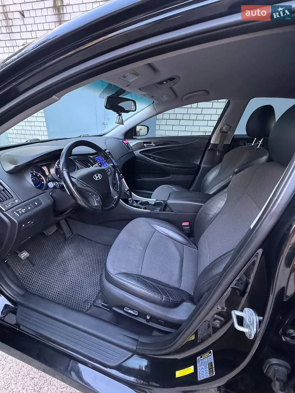 2014 Hyundai Sonata - мініатюра 25