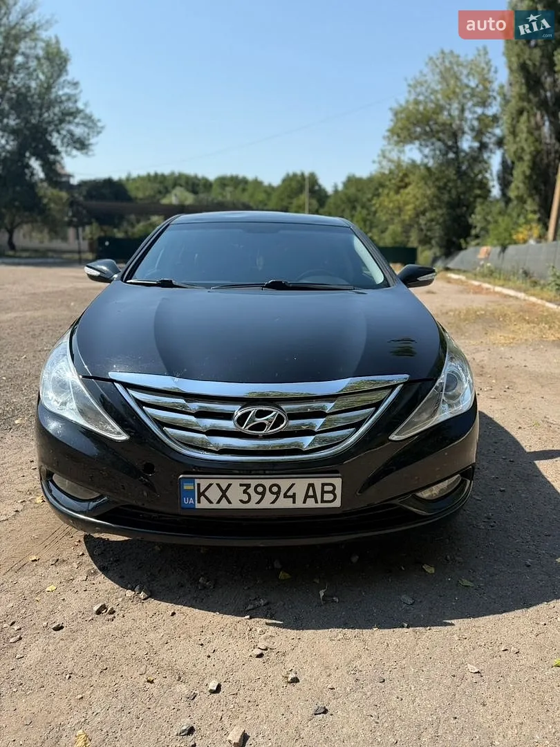 2010 Hyundai Sonata - мініатюра 8