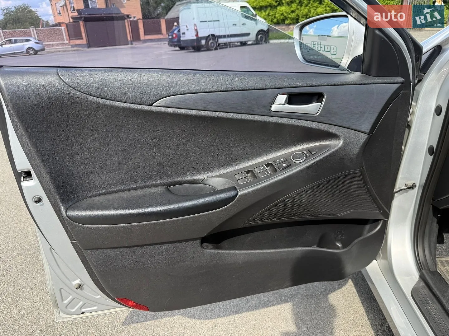 2013 Hyundai Sonata - мініатюра 14