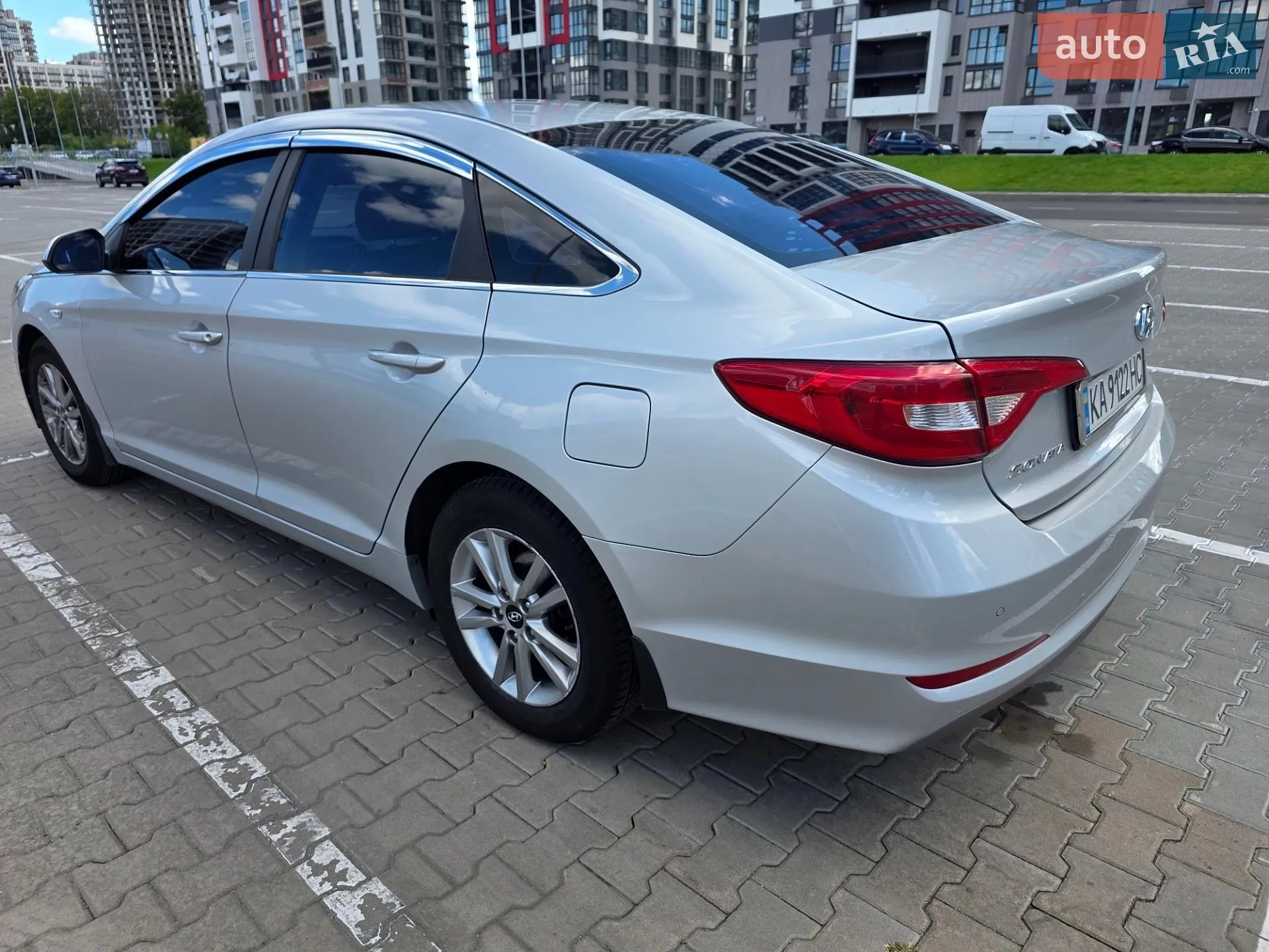 2015 Hyundai Sonata - мініатюра 13