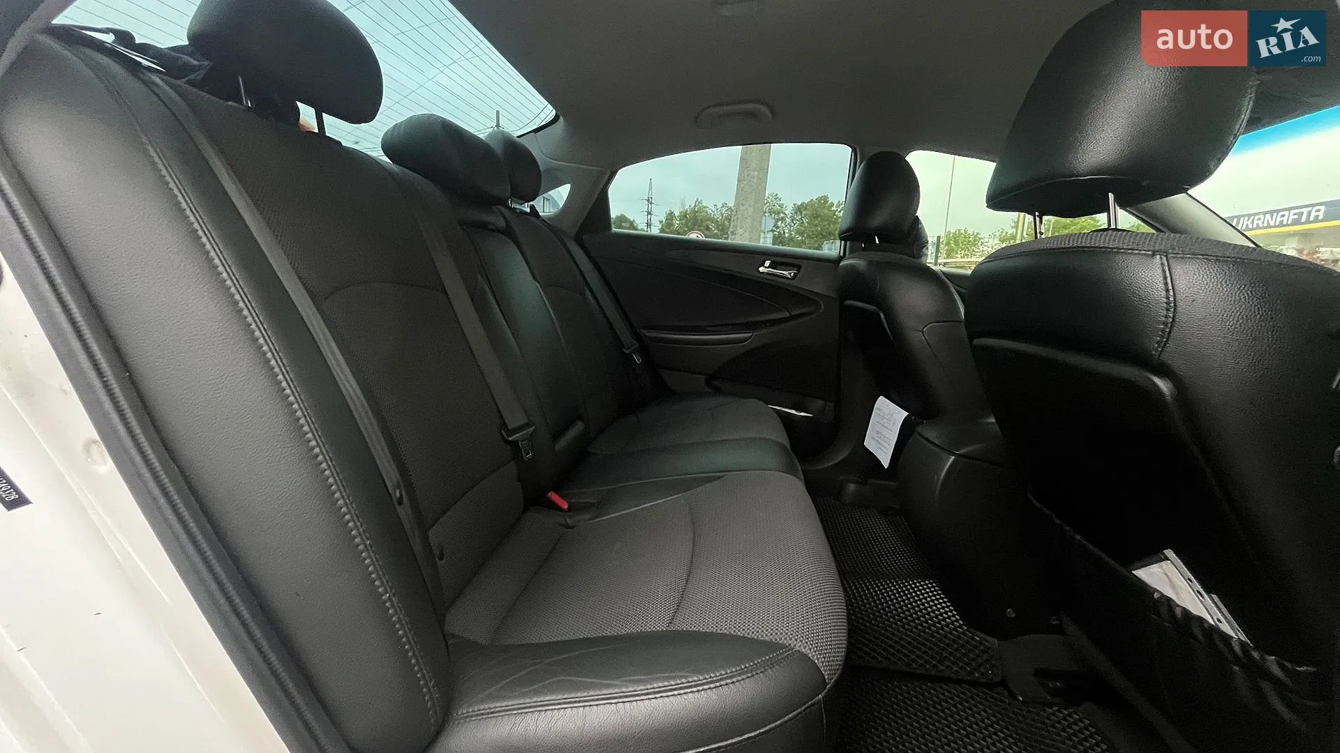 2013 Hyundai Sonata - мініатюра 21