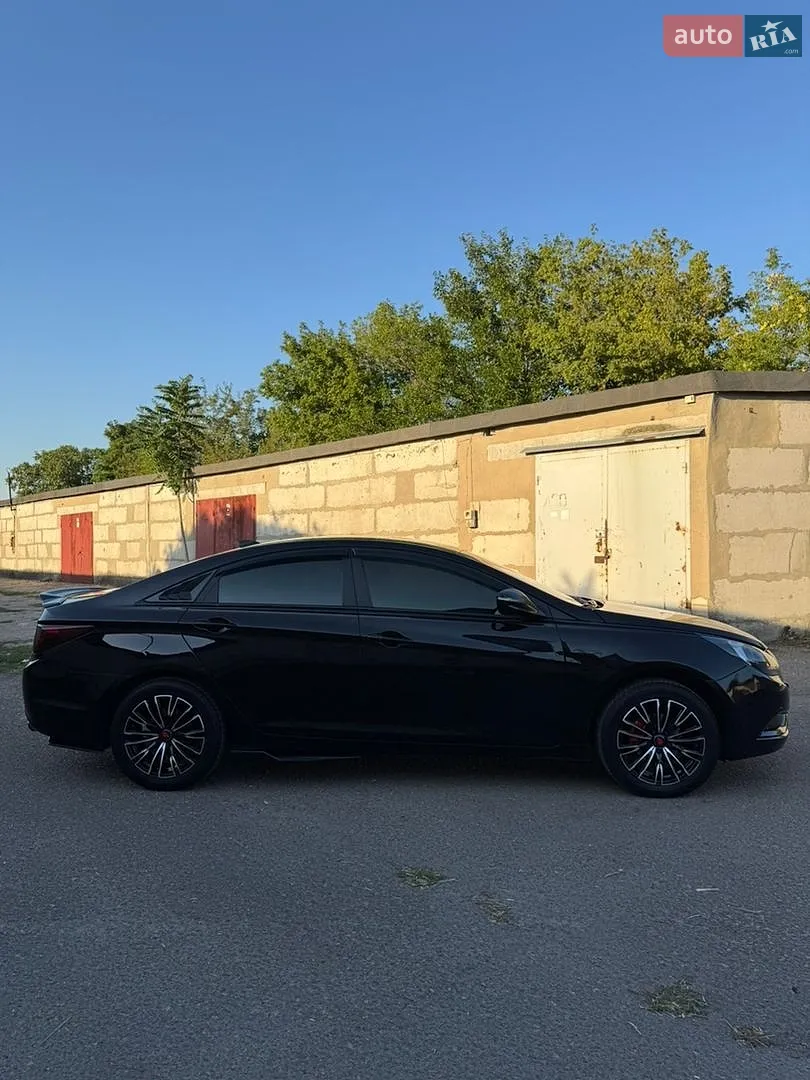 2013 Hyundai Sonata - мініатюра 3