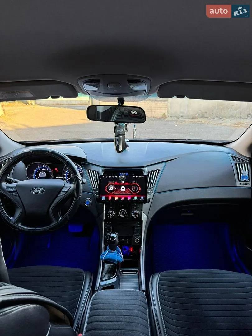2013 Hyundai Sonata - мініатюра 17