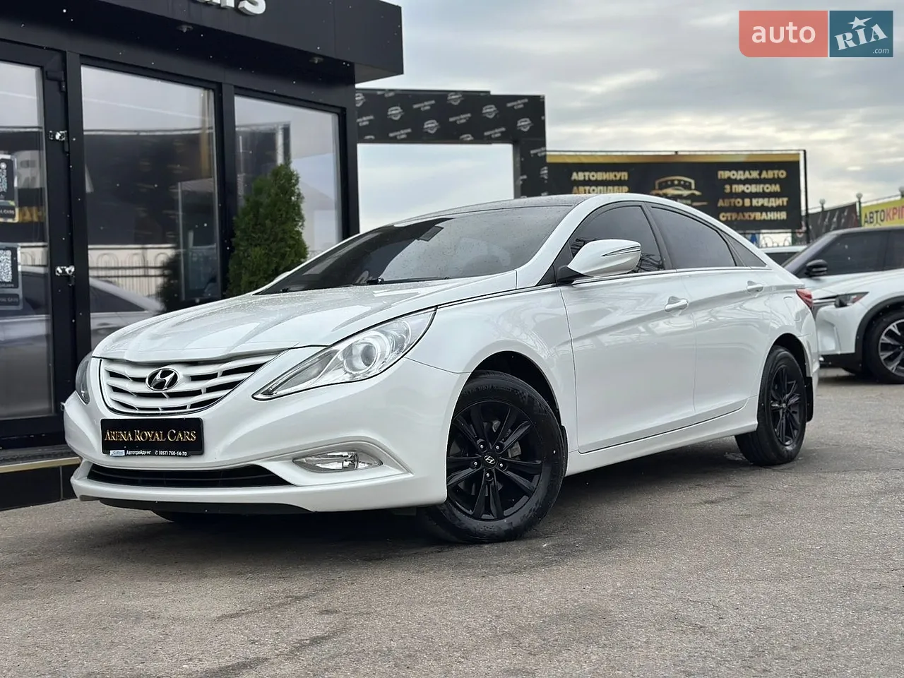 2010 Hyundai Sonata - мініатюра 11