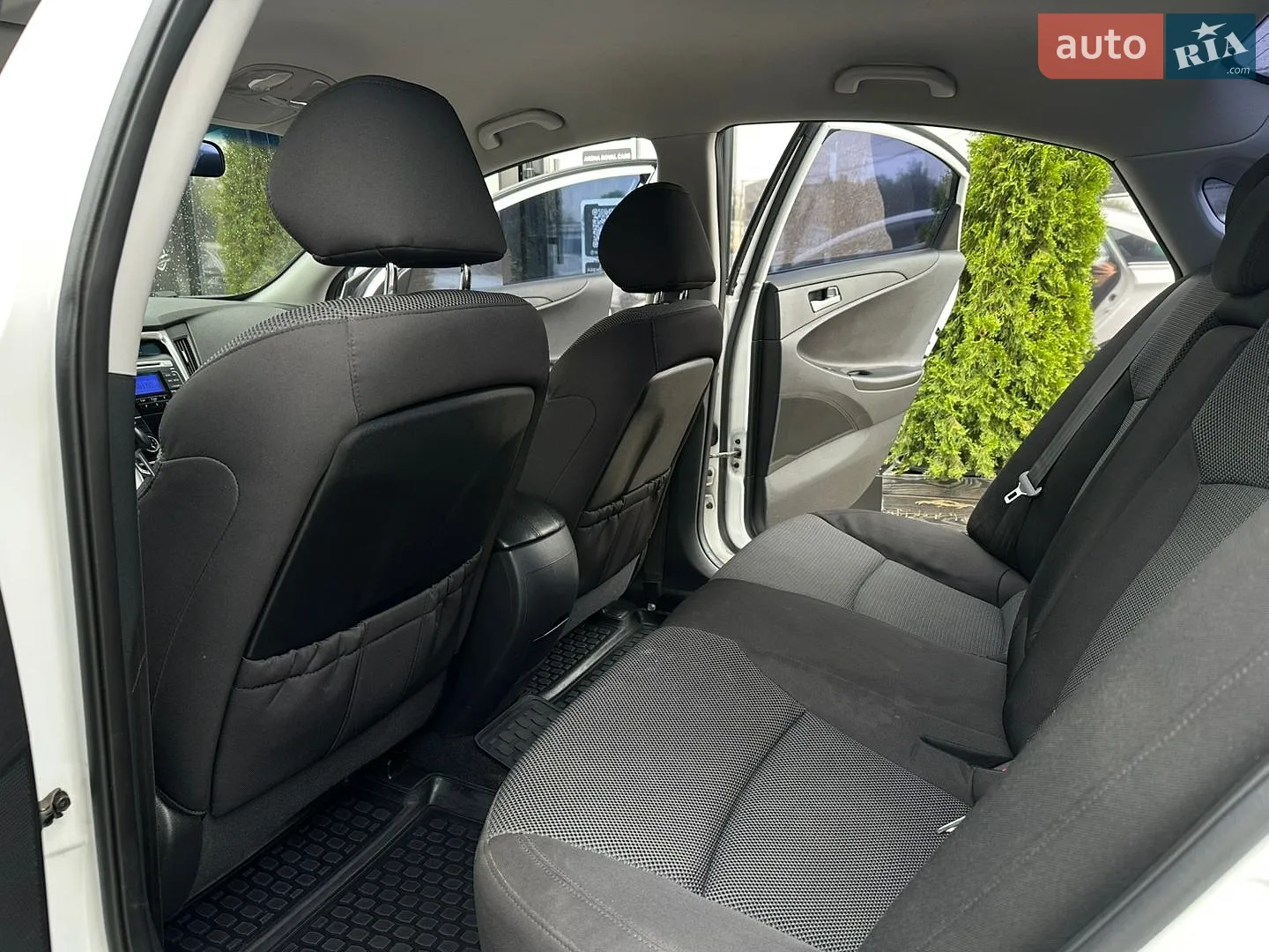 2011 Hyundai Sonata - мініатюра 17
