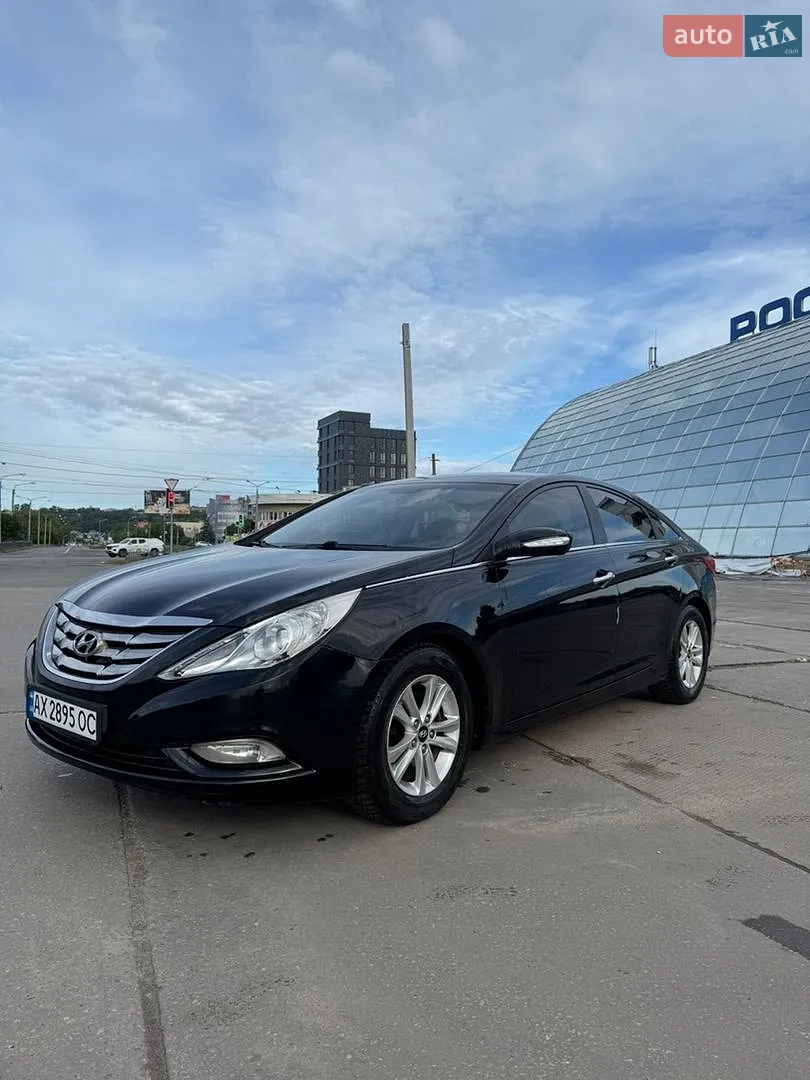 2010 Hyundai Sonata - мініатюра 2