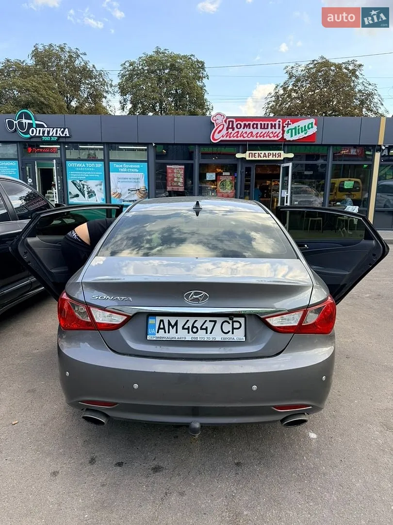 2011 Hyundai Sonata - мініатюра 12