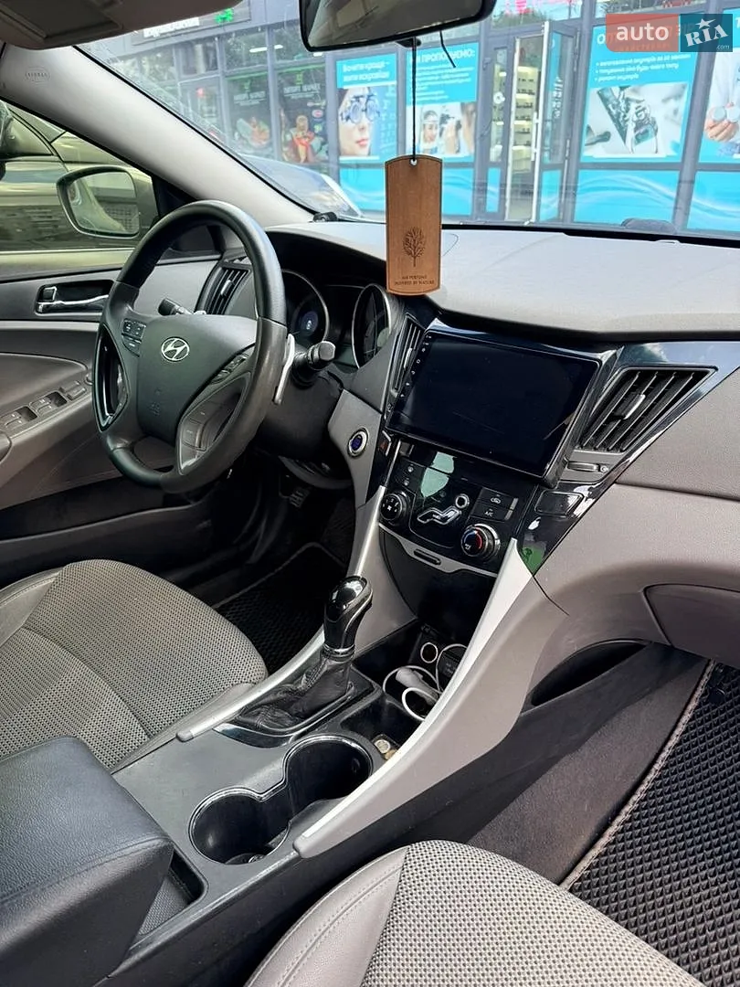 2011 Hyundai Sonata - мініатюра 19