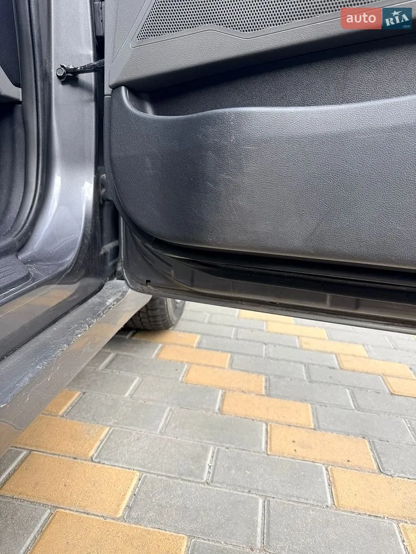 2011 Hyundai Sonata - мініатюра 25