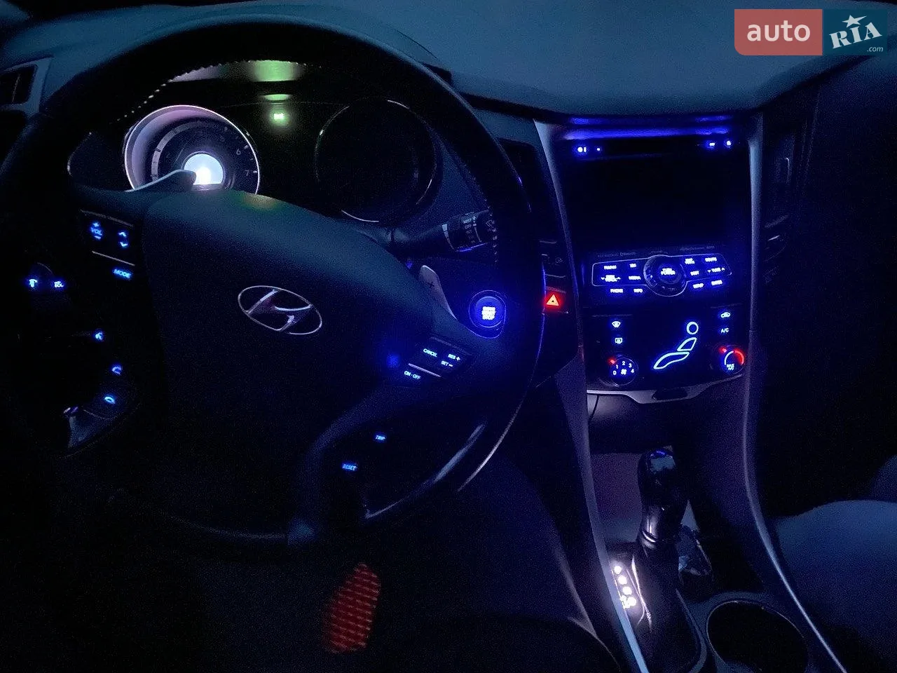 2012 Hyundai Sonata - мініатюра 30