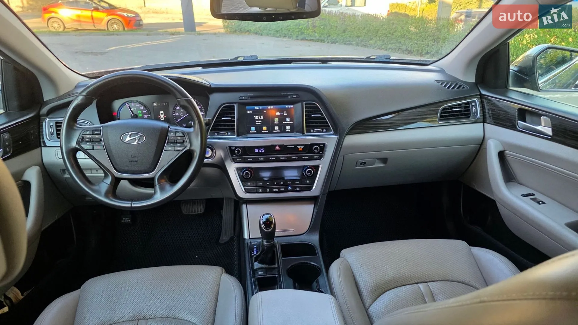 2016 Hyundai Sonata - мініатюра 17
