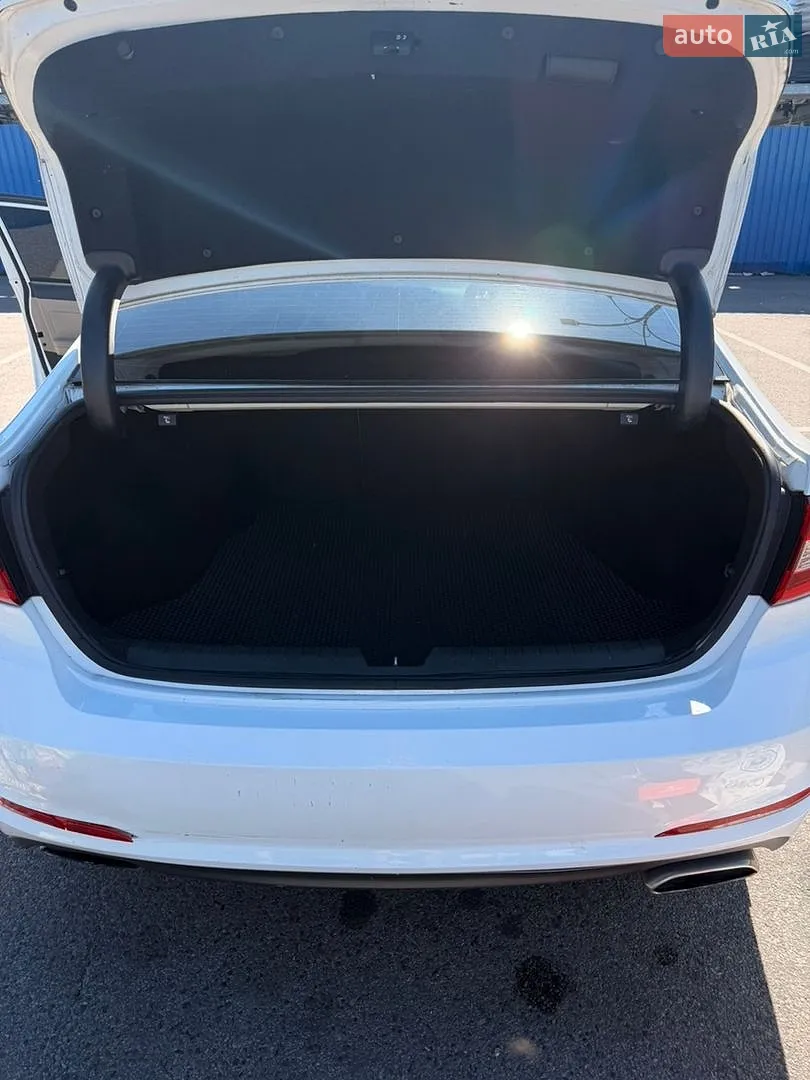 2015 Hyundai Sonata - мініатюра 16