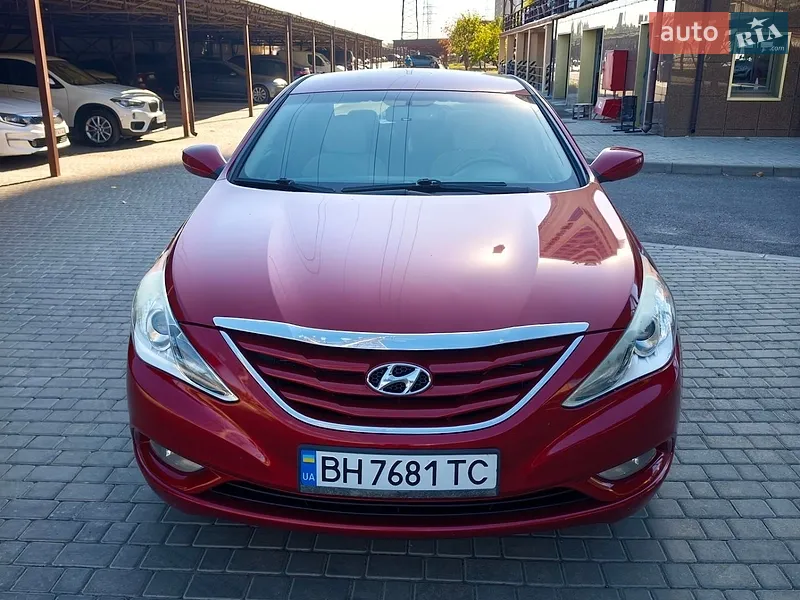 Hyundai Sonata 2012