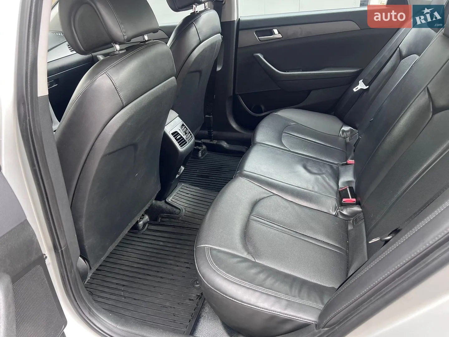 2016 Hyundai Sonata - мініатюра 11