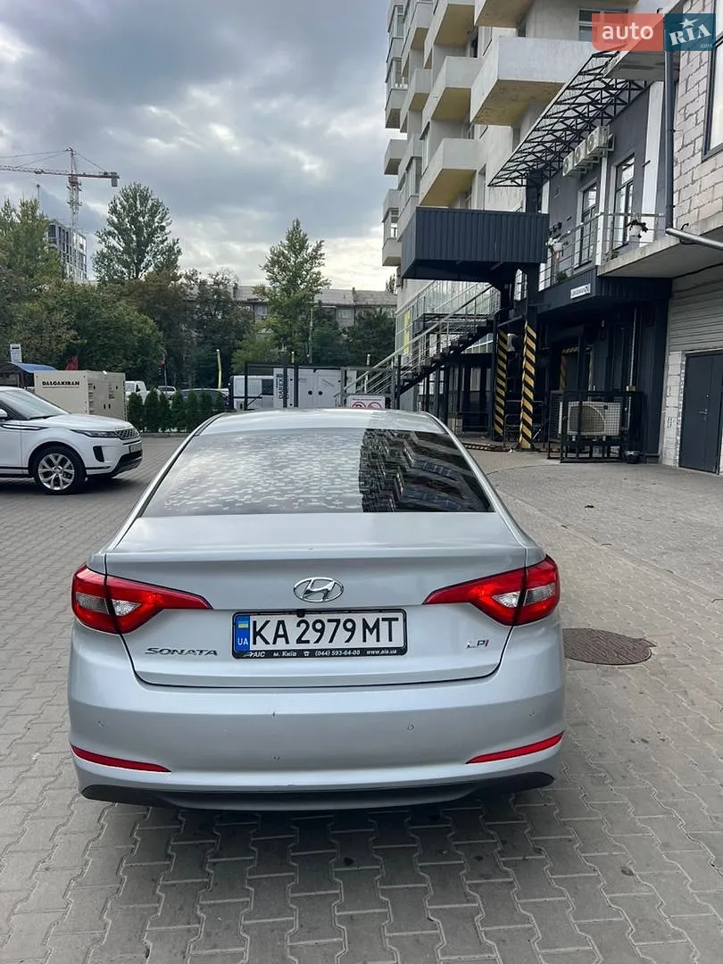2017 Hyundai Sonata - мініатюра 10