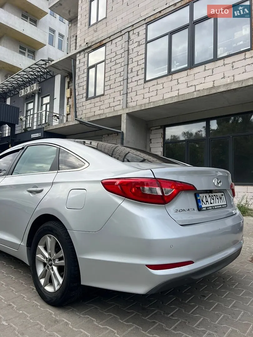 2017 Hyundai Sonata - мініатюра 12