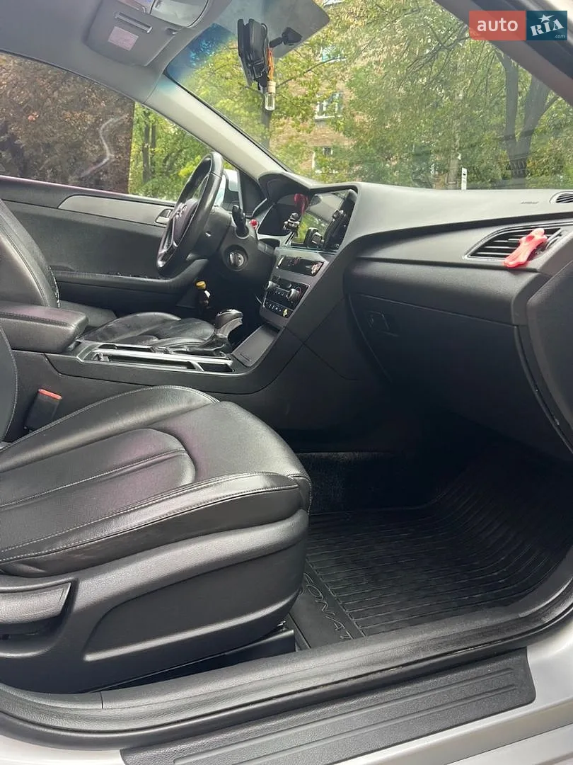 2017 Hyundai Sonata - мініатюра 42