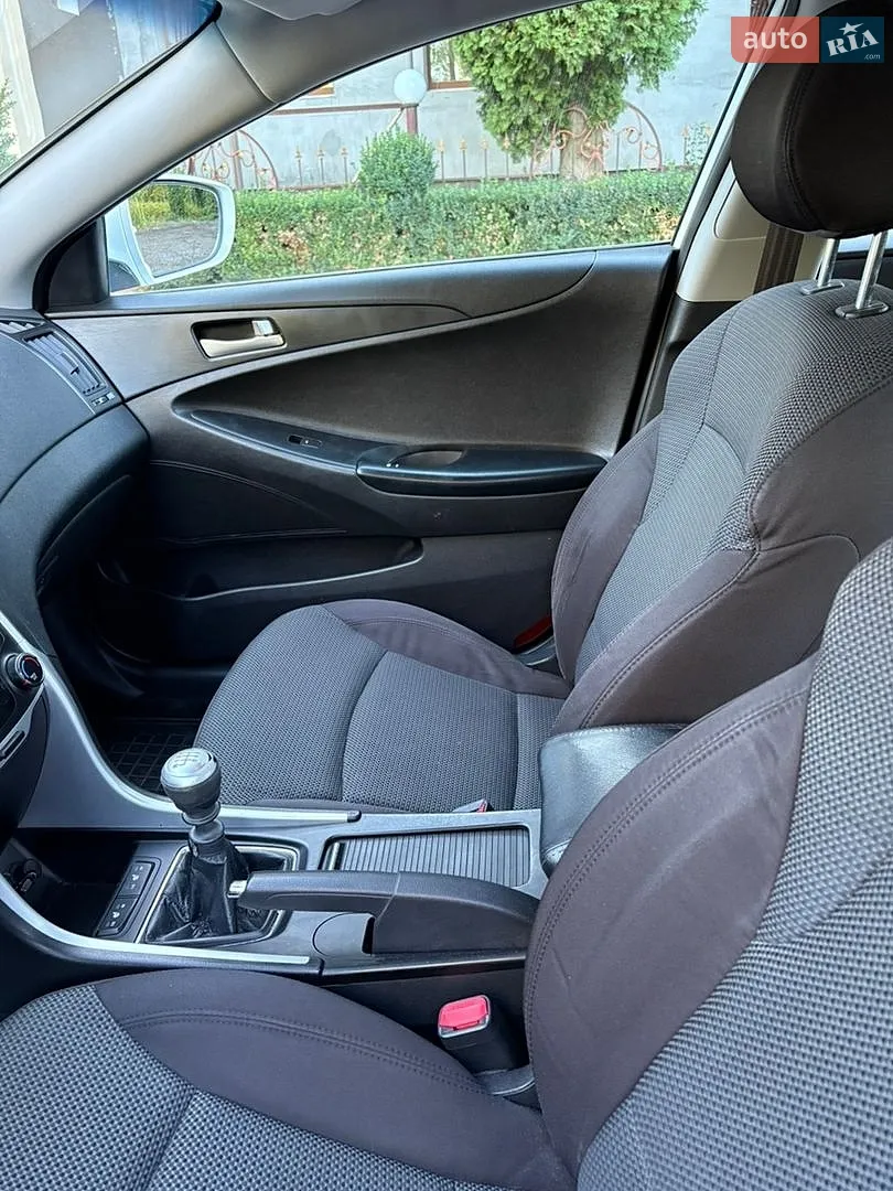 2011 Hyundai Sonata - мініатюра 18