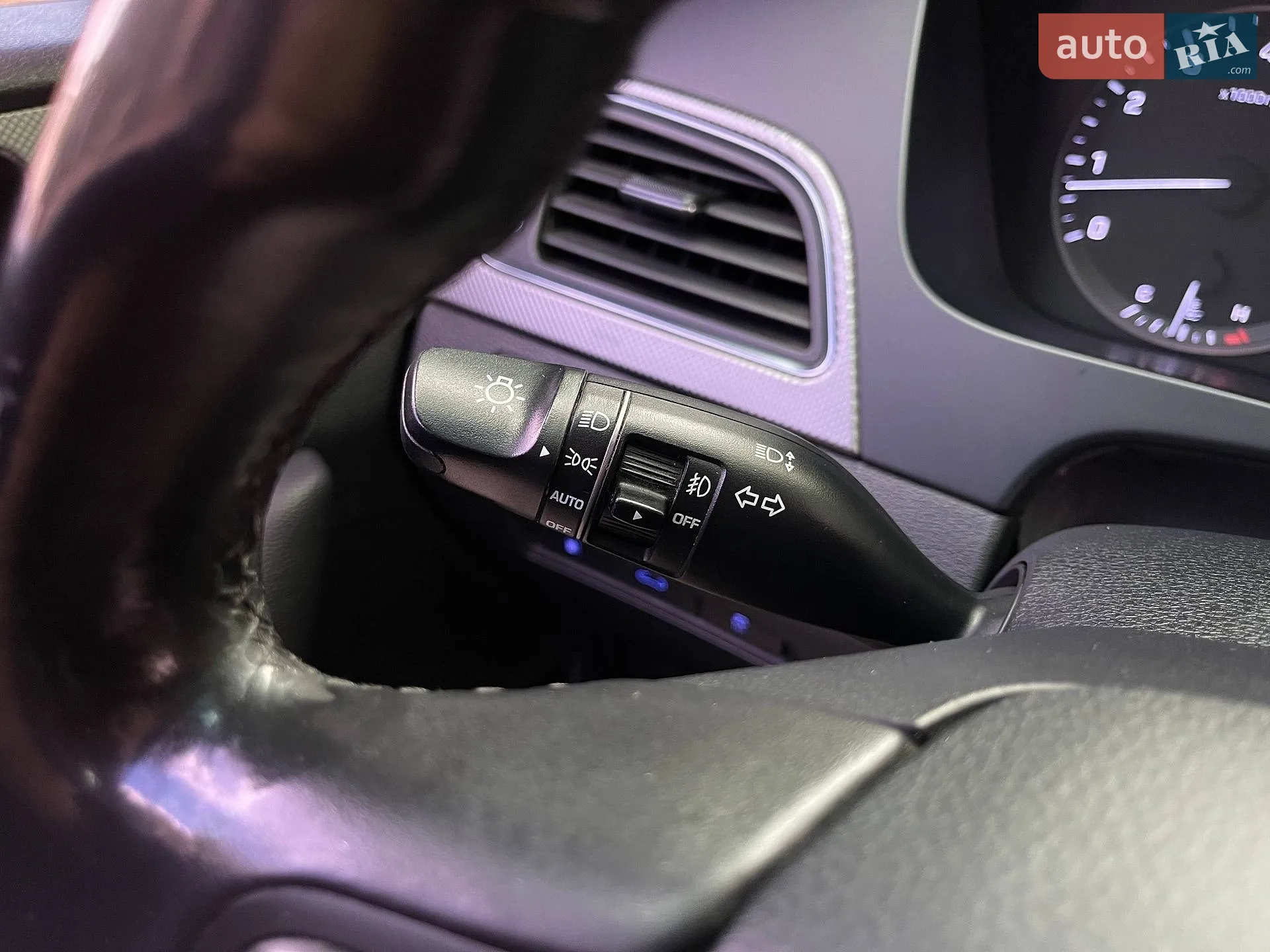 2015 Hyundai Sonata - мініатюра 48