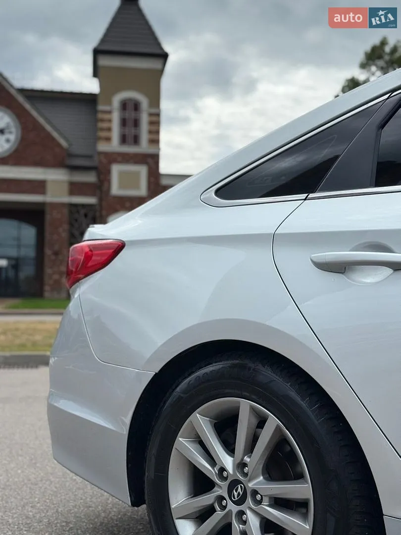 2015 Hyundai Sonata - мініатюра 8