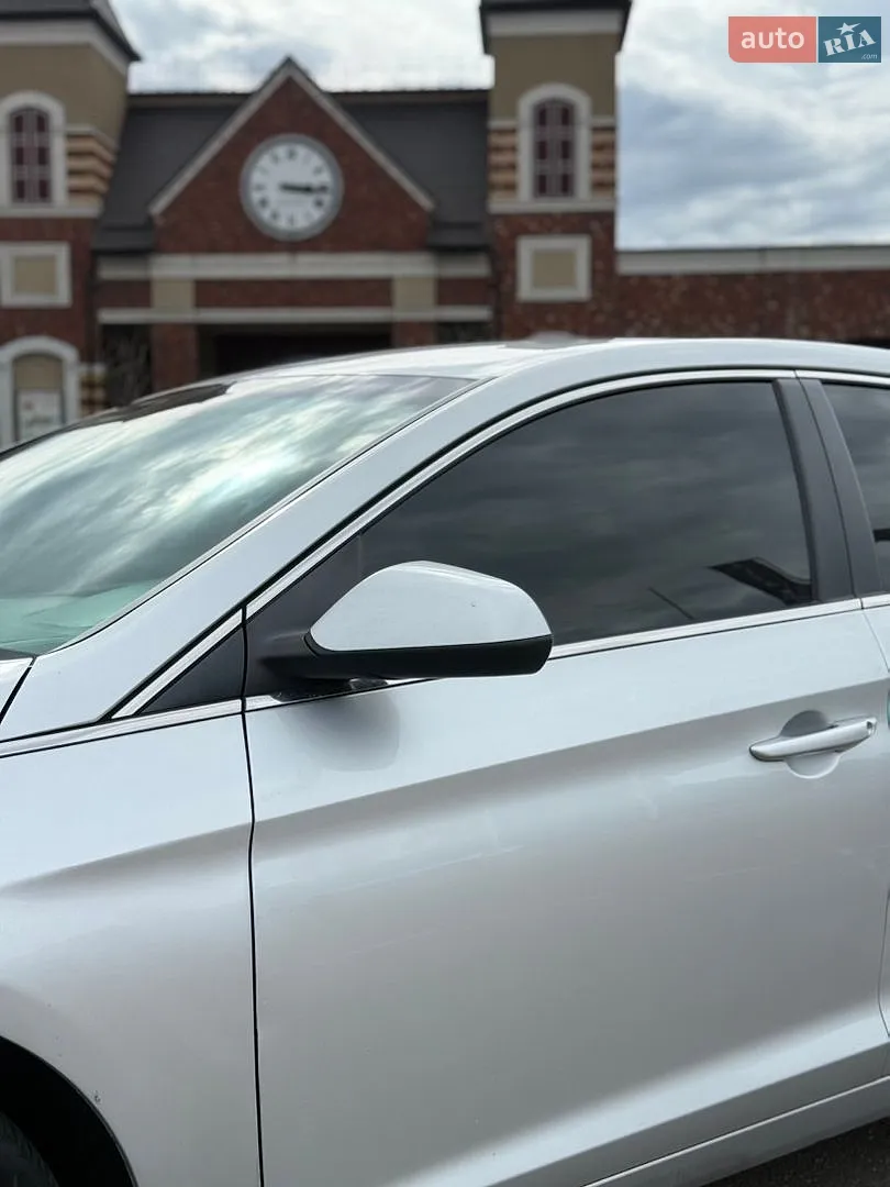 2015 Hyundai Sonata - мініатюра 13